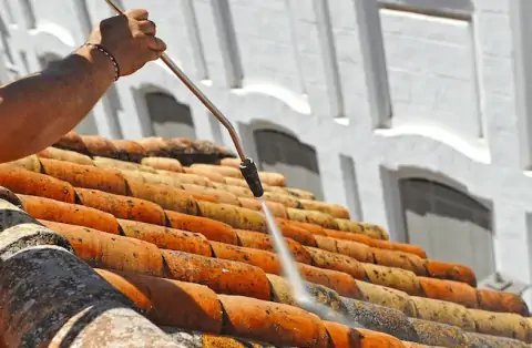 Nettoyage de toitures - Saint-Léonard de Noblat